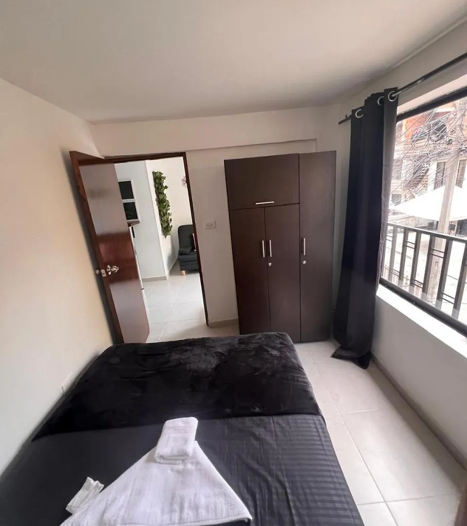 Hermoso Apartamento Muy Central Medellin Apartment
